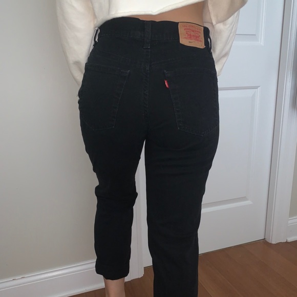 ✨Levi’s 550 Jeans✨ - Picture 1 of 3